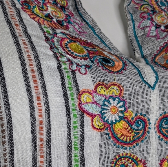 Soft Surroundings Black White Stripe Colorful Paisley Embroidered Cotton Top 3X - Picture 4 of 9